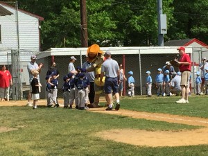 Texas Roadhouse mascot greeting the players.